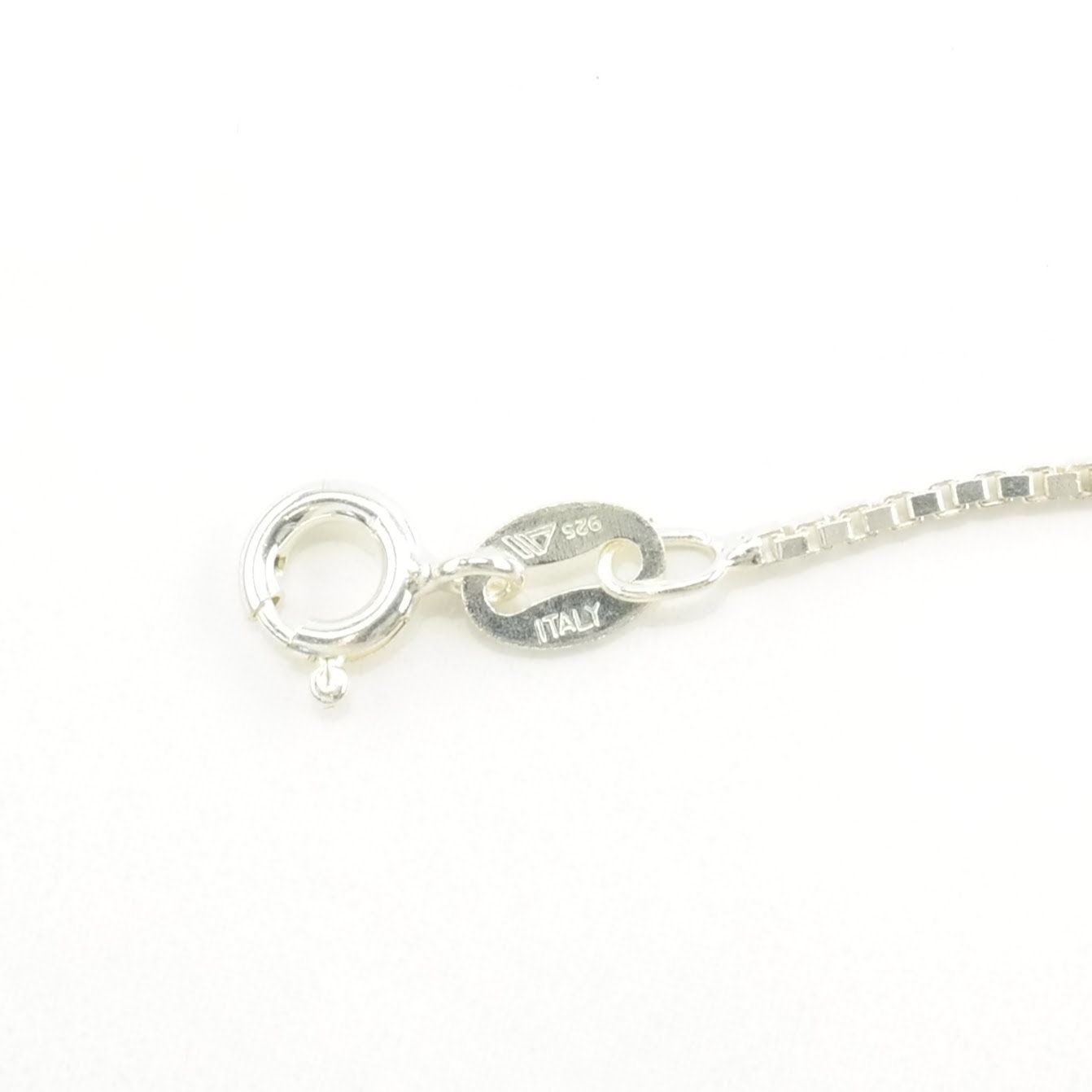 Vintage Italy Sterling Silver 1mm Link 24" Box Chain Necklace