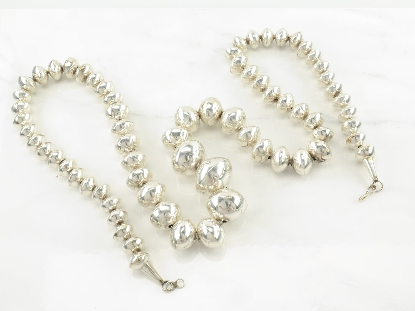 Vintage Native American Sterling Silver Hand Stamped Navajo Pearls Graduating Bead Necklace