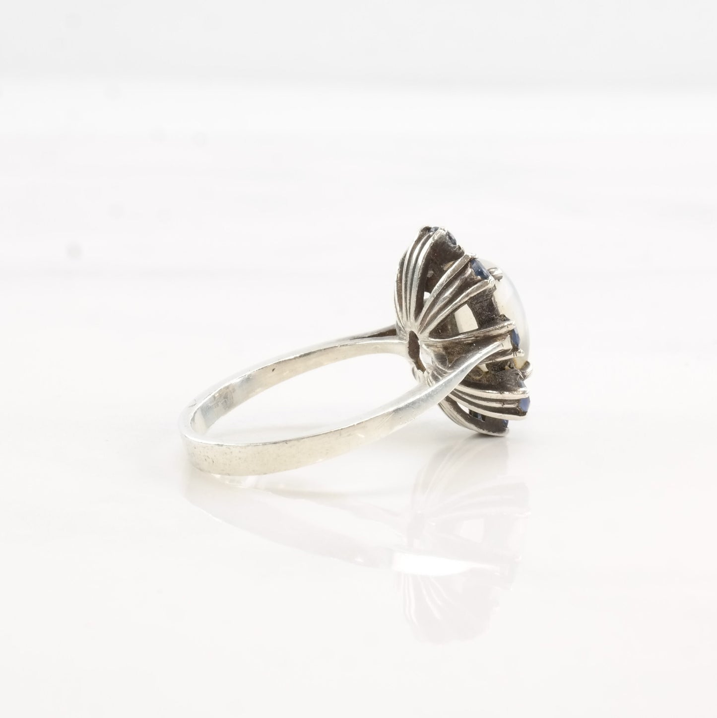 Vintage Mid Century Silver Ring Moonstone Sapphire Flower Sterling Size 7 1/4