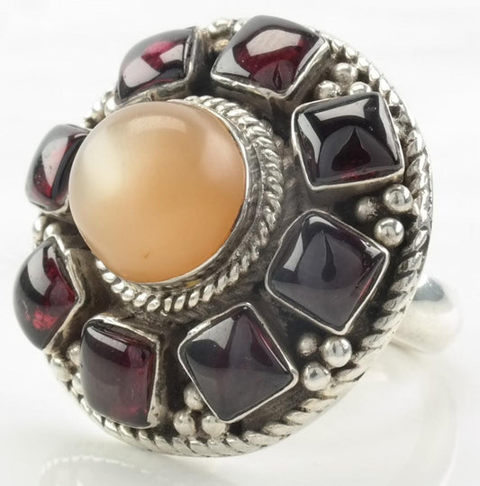 Vintage Modernist Silver Ring MOP, Garnet Sterling Size 5 3/4