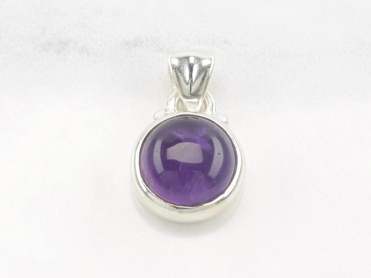 Vintage Modernist Amethyst Circle Sterling Silver Dainty Pendant