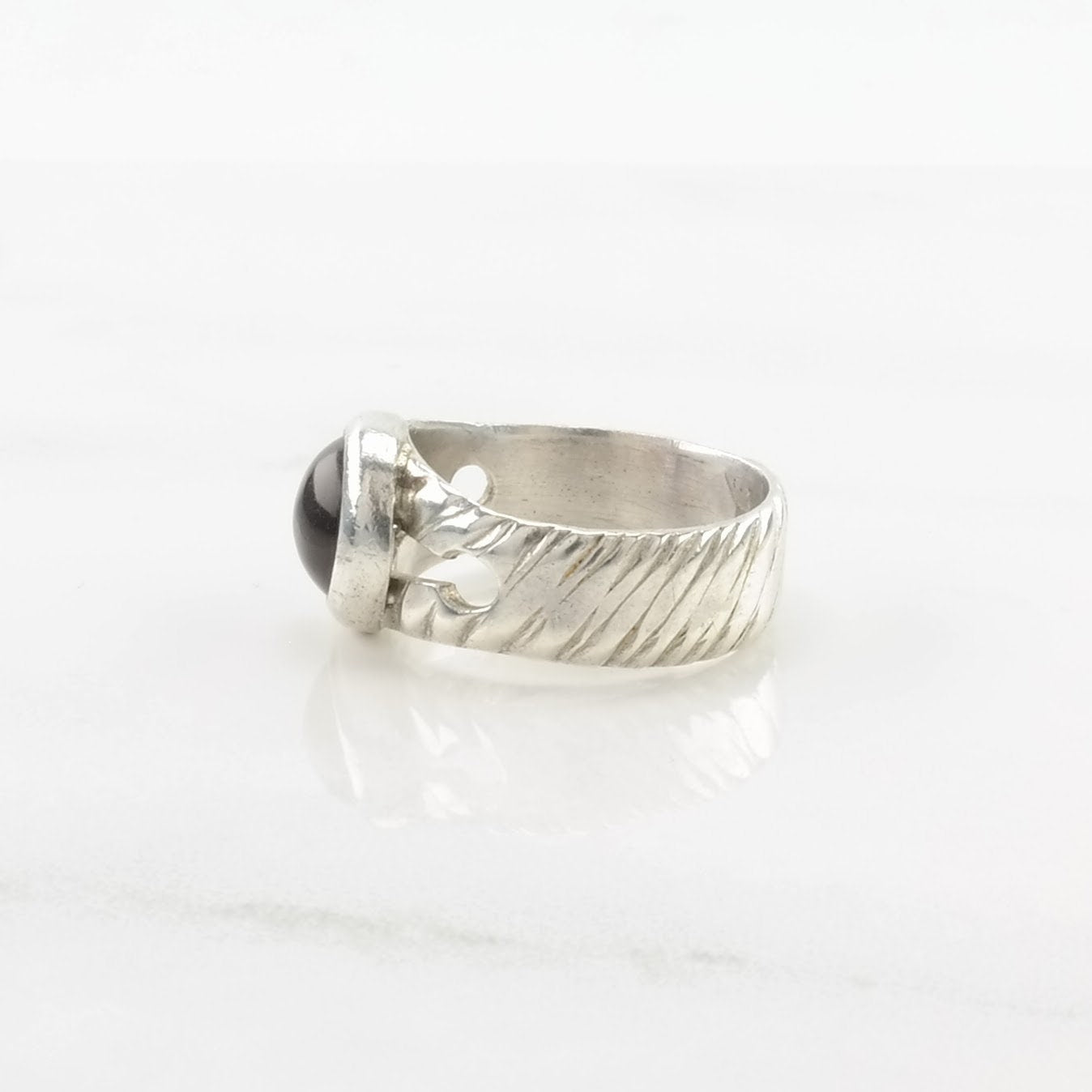 Vintage Sterling Silver Ring Amethyst Solitaire Purple Size 6 1/2