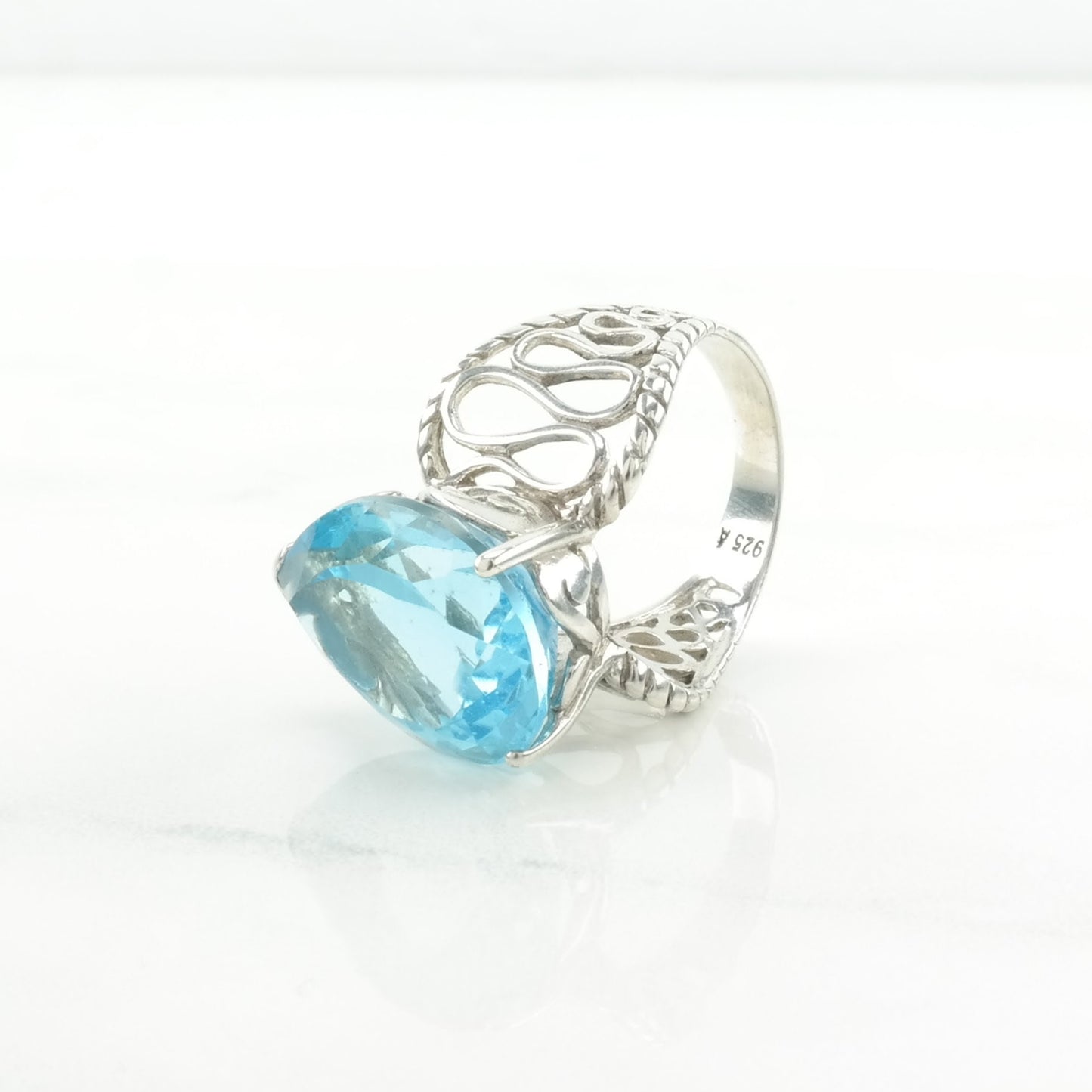 Vintage Sterling Silver Ring Topaz Teardrop Blue Size 8 3/4