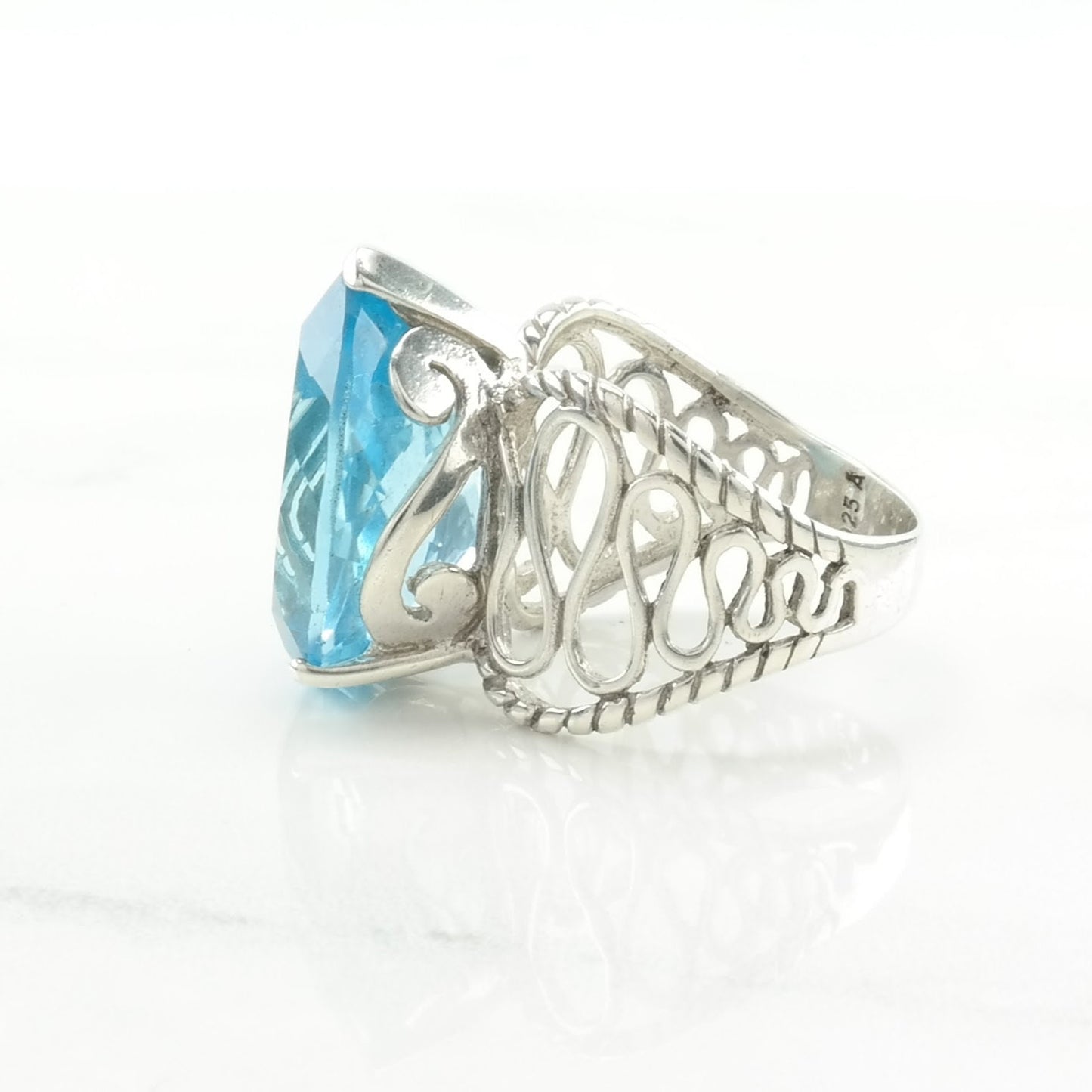 Vintage Sterling Silver Ring Topaz Teardrop Blue Size 8 3/4