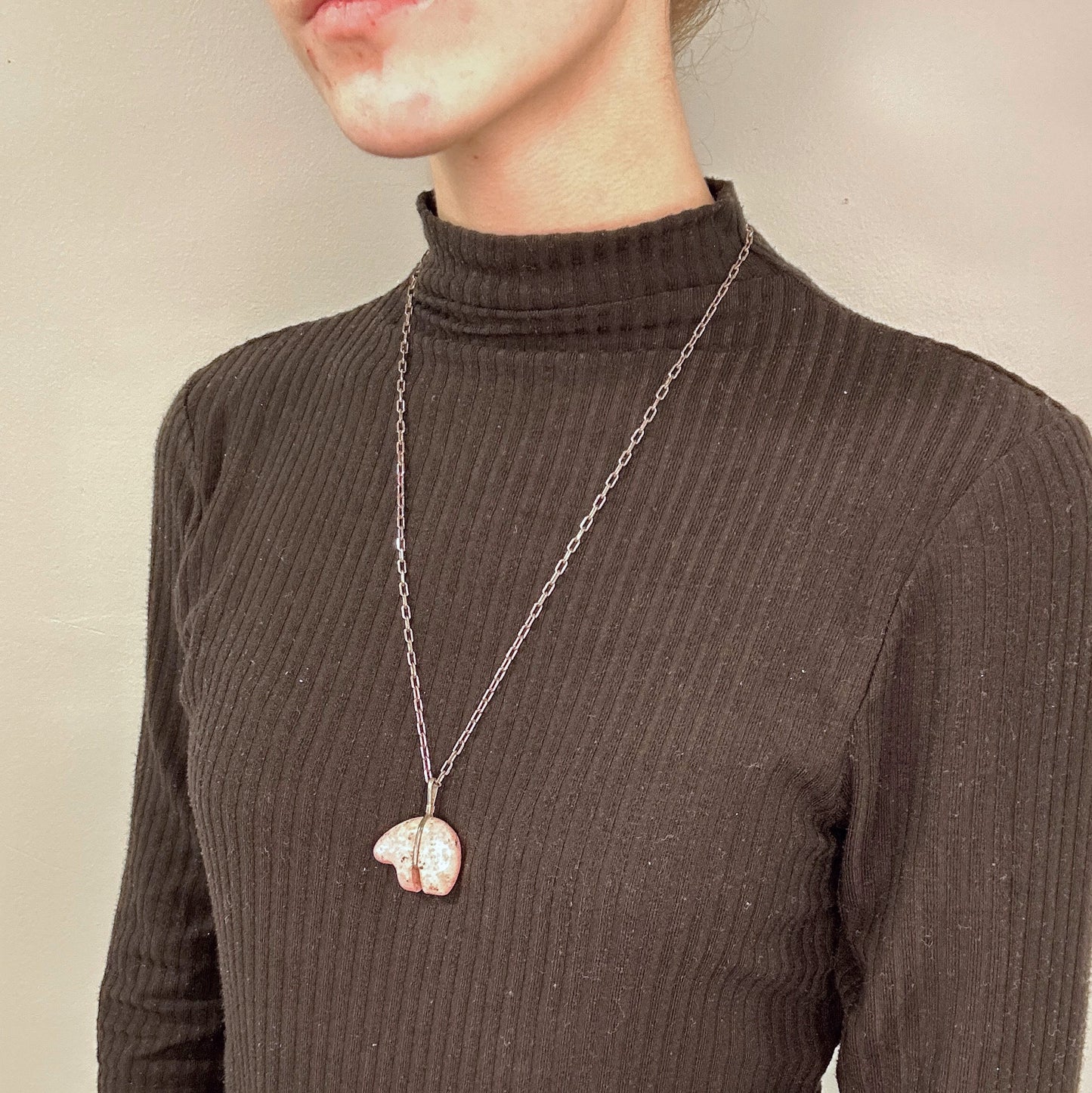 Vintage Southwest Sterling Silver Pink Rhodonite Bear, Fetish Necklace