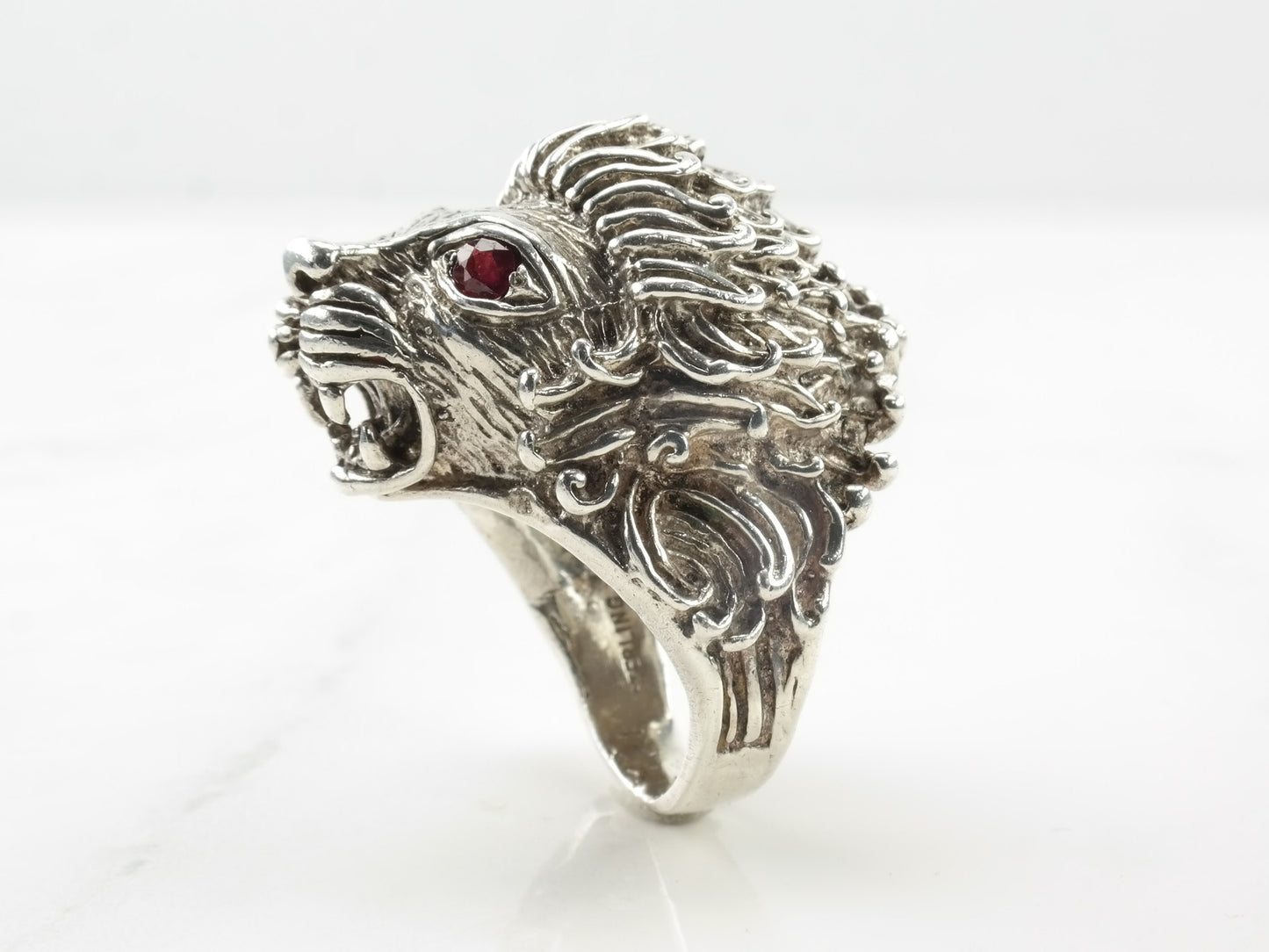 Vintage Sterling Silver Ring Ruby Lion Red Size 8 3/4