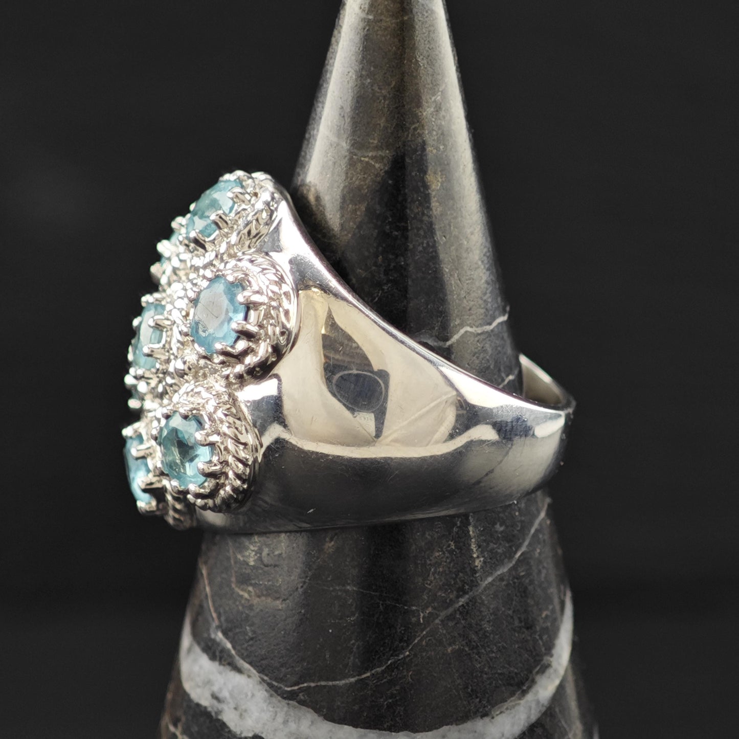 Blue Gemstone Floral Ring Sterling Silver Sz 7 R6148
