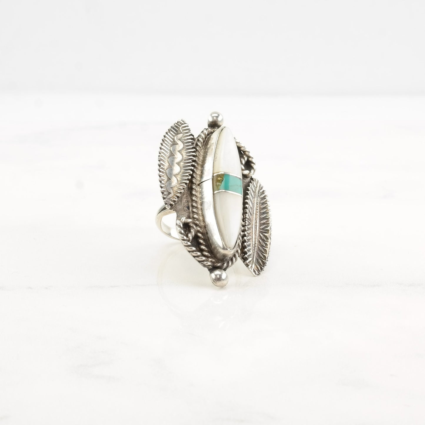 Vintage Native American Silver Ring MOP Turquoise Leaf Sterling Size 5 1/2