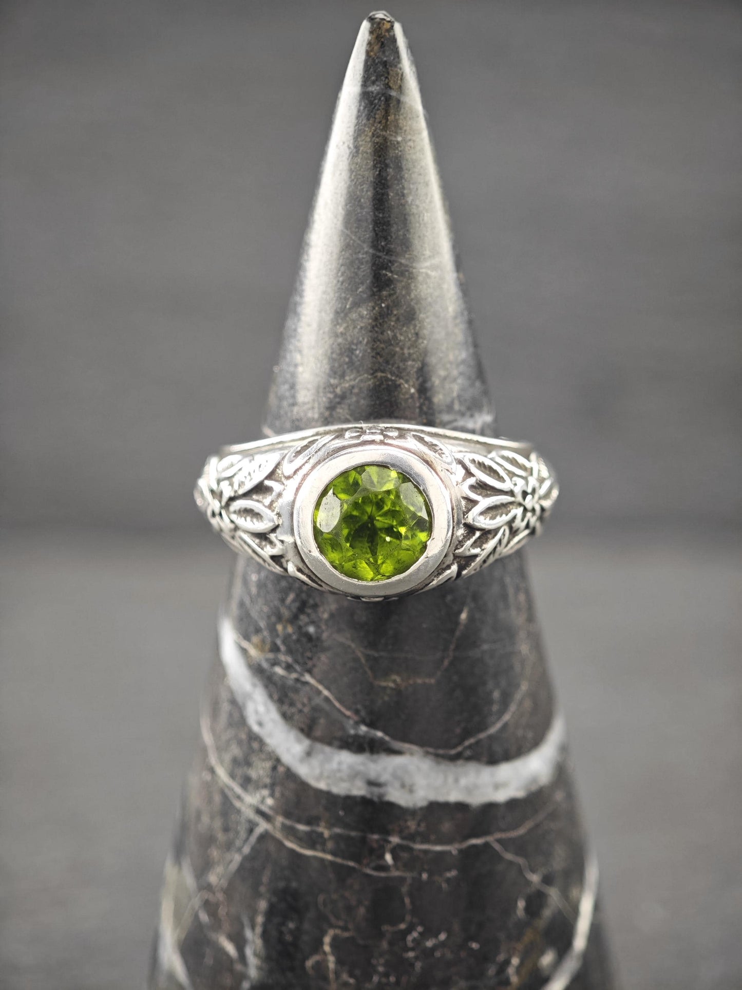 Vintage Peridot, Floral Ring Sterling Silver