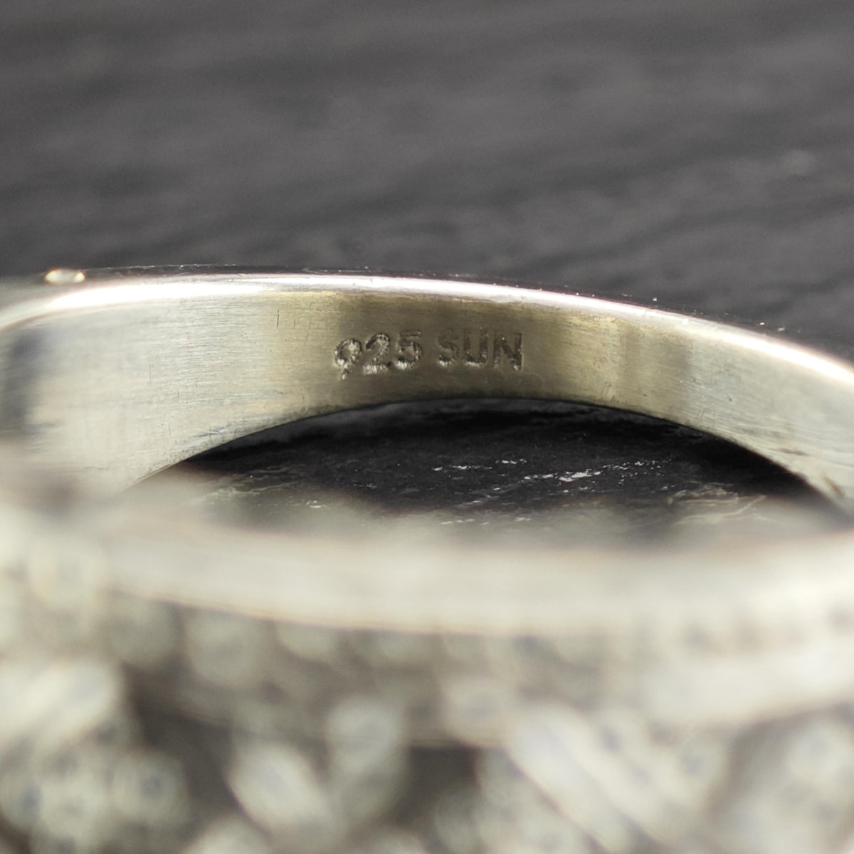 Diamond Mom Cut Out Band Sterling Silver Ring Sz 7R6845