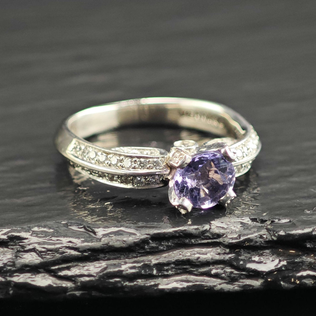 Vintage Designer Purple Sapphire & Diamond 18K White Gold Ring Sz 6 1/2 R6764