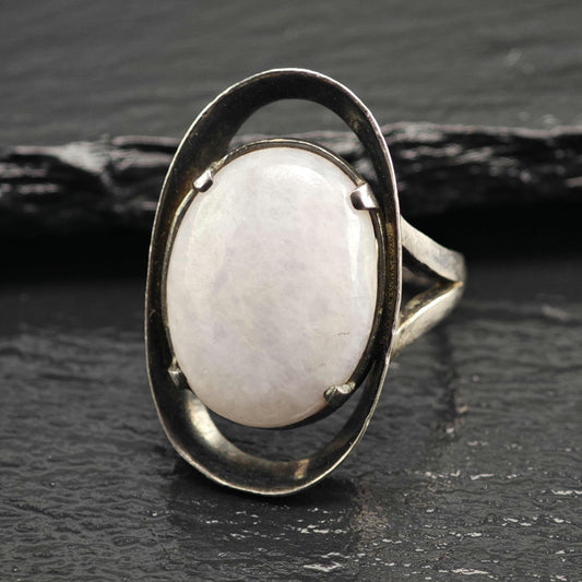 MCM Purple Lavender Jade Sterling Silver Ring Sz 7 3/4 R6639