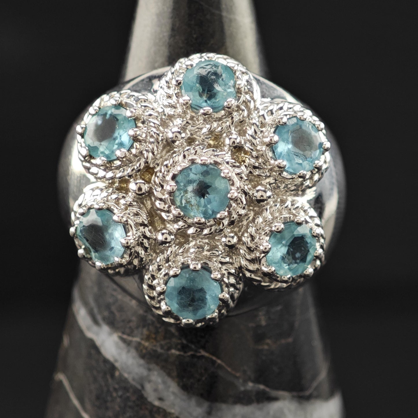 Blue Gemstone Floral Ring Sterling Silver Sz 7 R6148