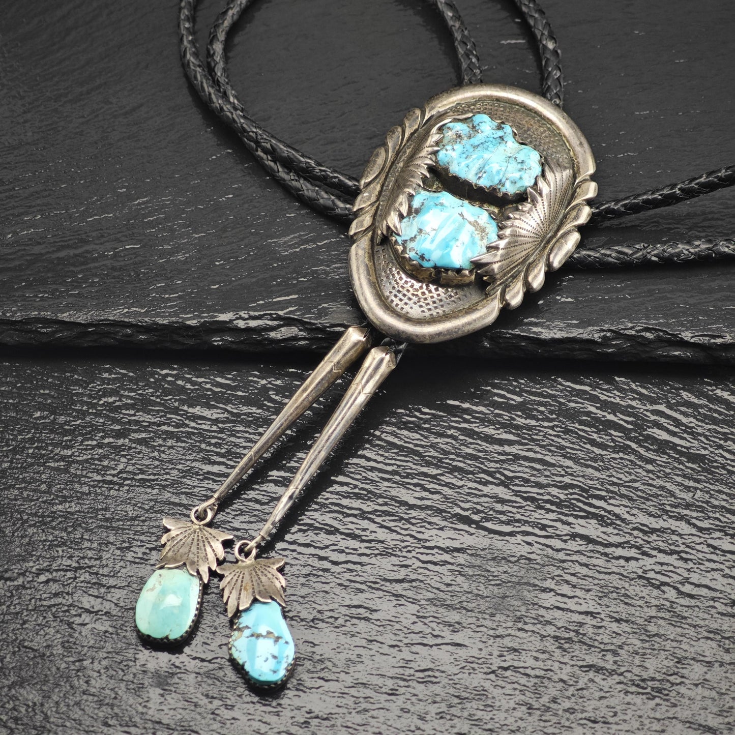 Vintage Turquoise, Zuni Robert & Bernice Leekya Sterling Silver Bolo Tie Necklace N2768