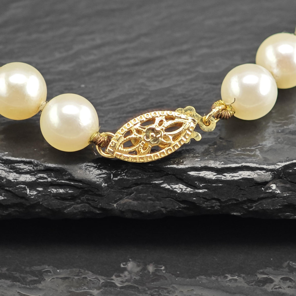 7mm White Pearl 14K Gold Clasp Beaded Necklace N2777