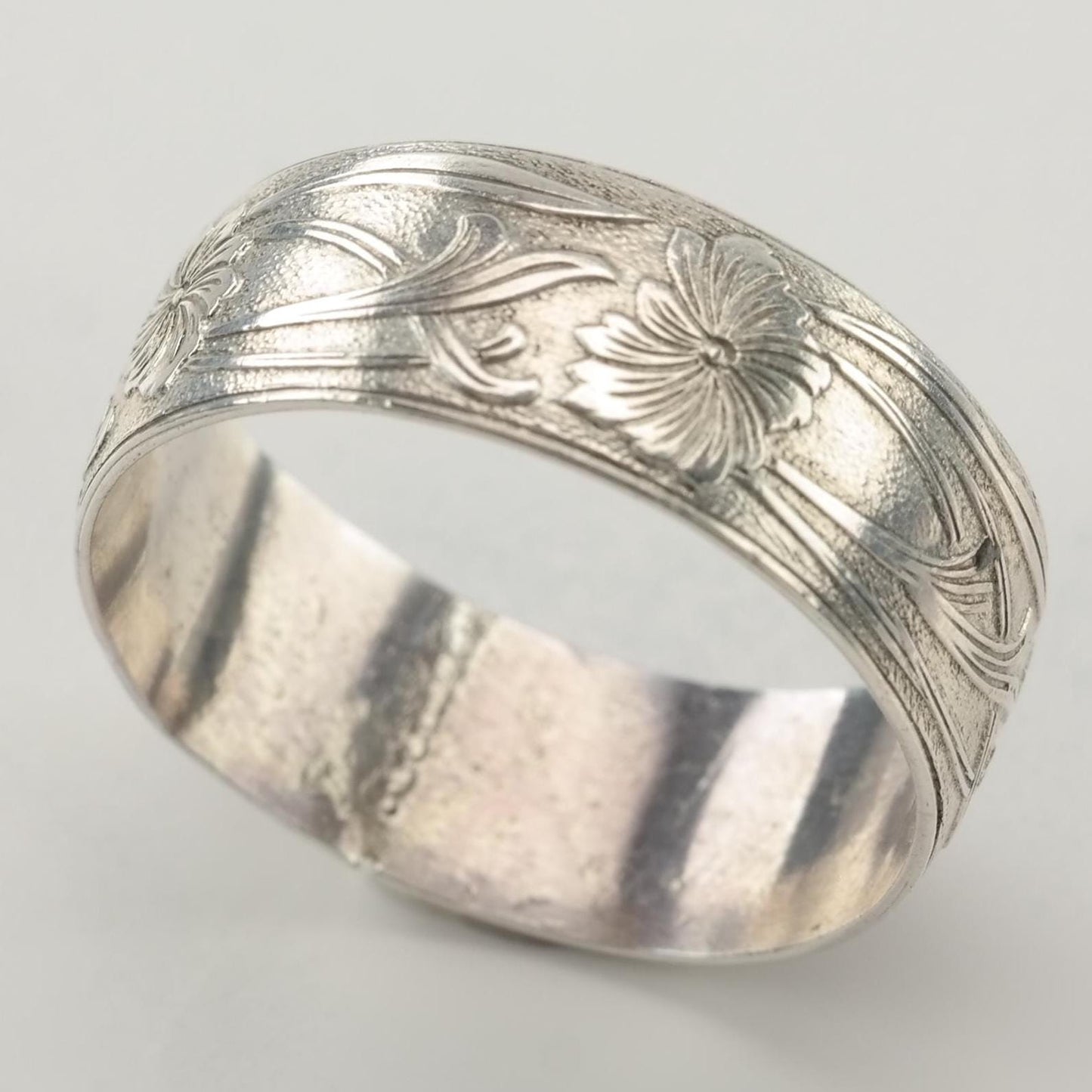 Art Nouveau Style 8mm Ring Silver Band Floral Sterling Size 9 3/4