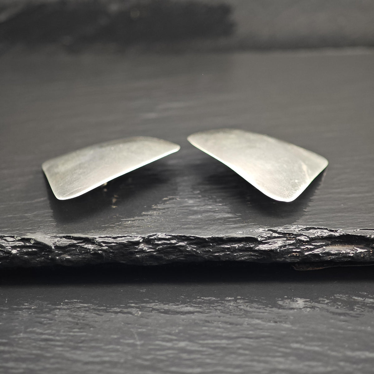 Vintage Native American Sterling Silver Clip On Earrings ER3202