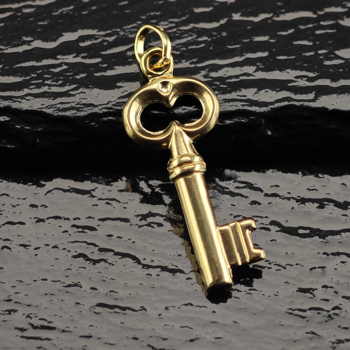 14K Gold-Filled Italy Milor Key Pendant P3158