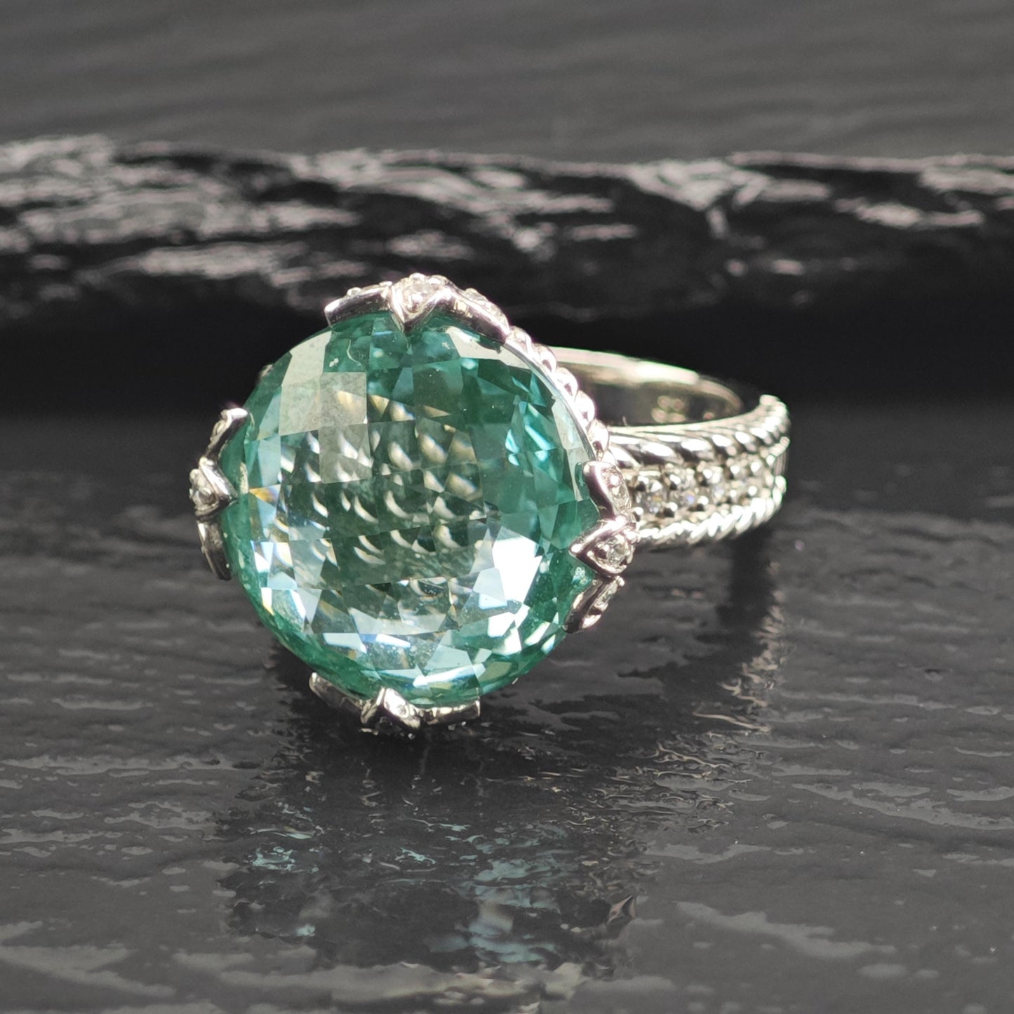 Judith Ripka Green Quartz Doublet Sterling Silver Ring Sz 7 R6682