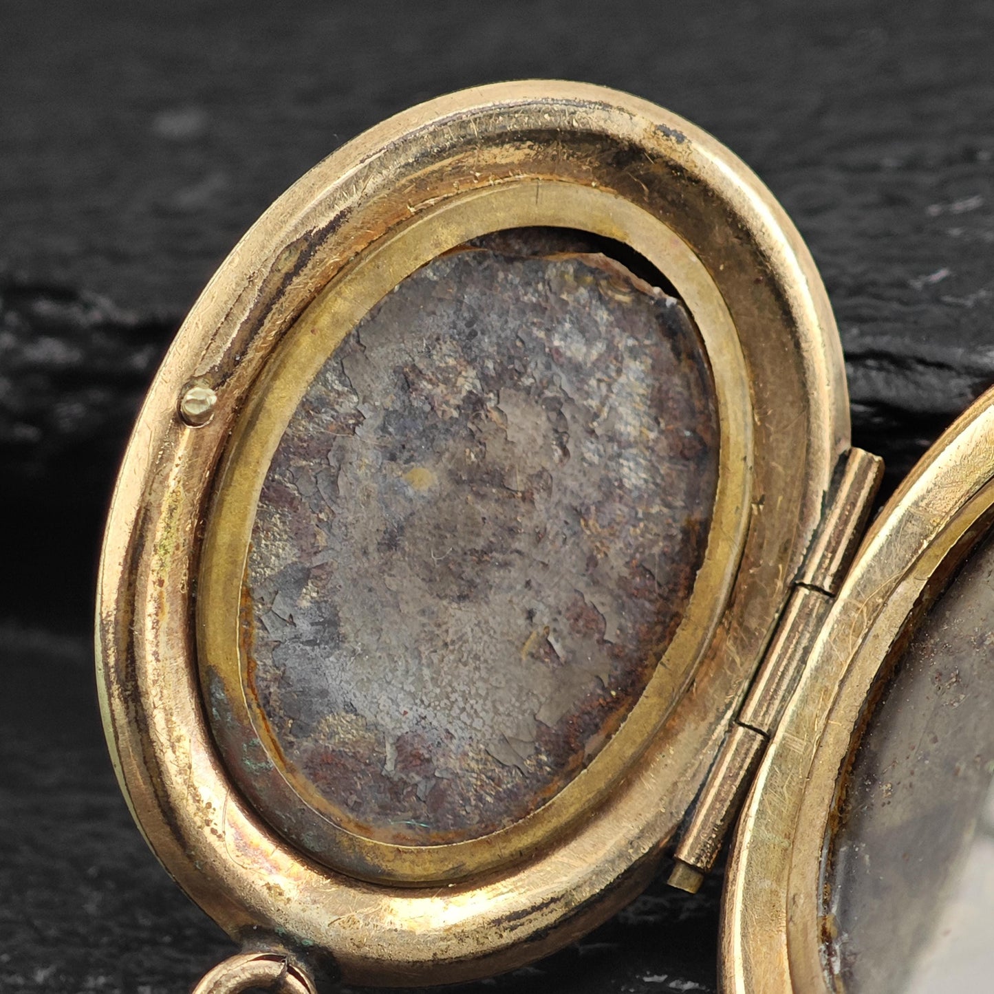 Antique Picture Pendant Locket Gold Filled P3028