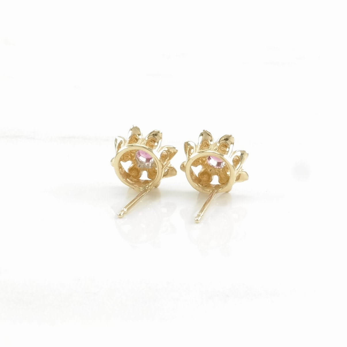 Vintage 14k Gold Stud Earrings Pink Ruby Floral