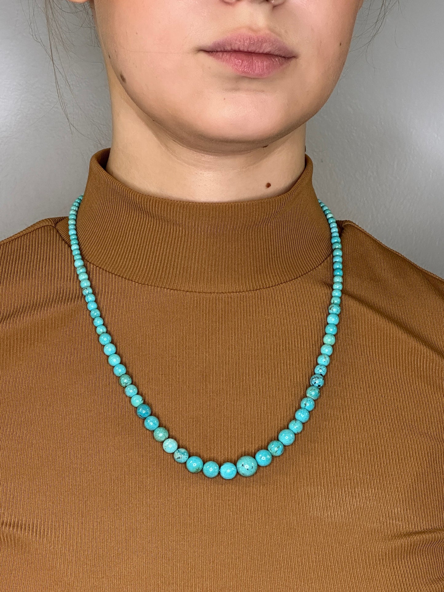 Vintage DTR Sterling Silver Blue Turquoise Bead Necklace