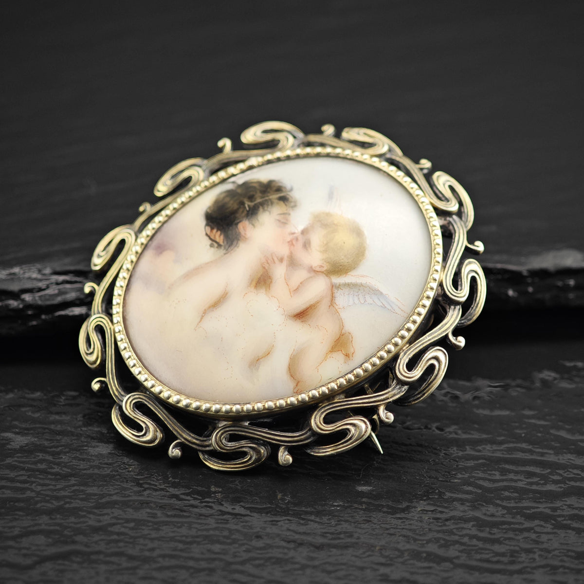 French Porcelain Painted Cupids Kiss Sterling Silver Brooch B2239