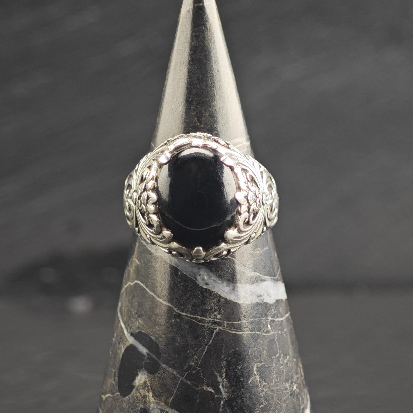 Oval Onyx Sterling Silver Ring Sz 9 R6747