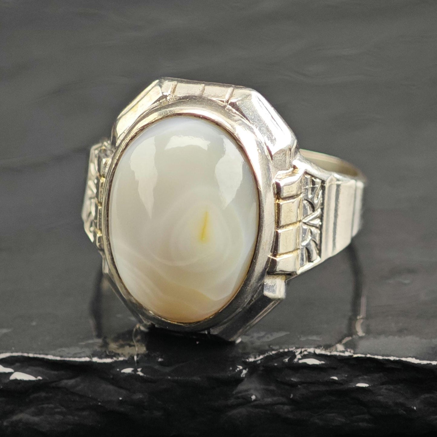 Art Deco White Agate Sterling Silver Ring Sz 8 3/4 R6640