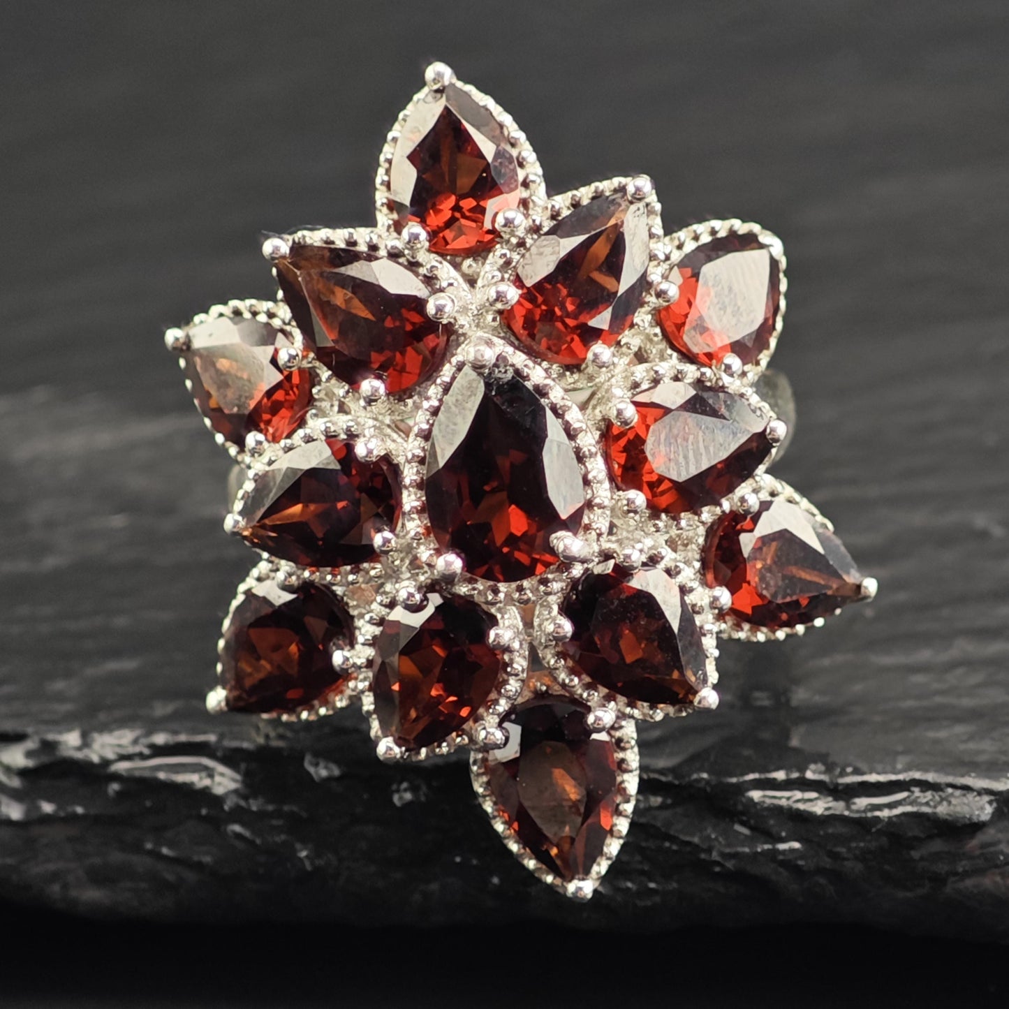Teardrop Garnet Cluster Sterling Silver Ring Sz 7 R6567