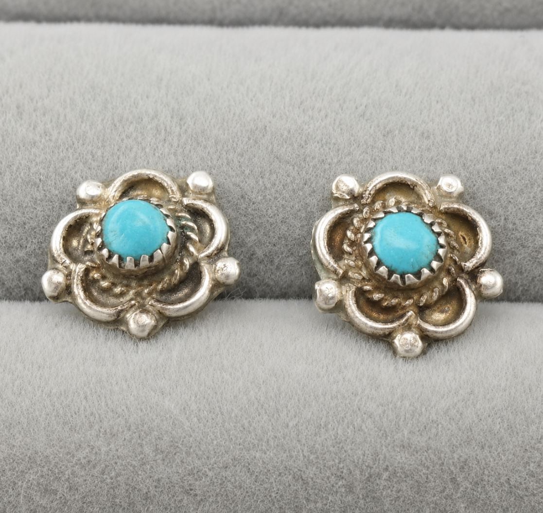 Vintage Native American Blue Turquoise Flower Sterling Silver Stud Earrings ER2767