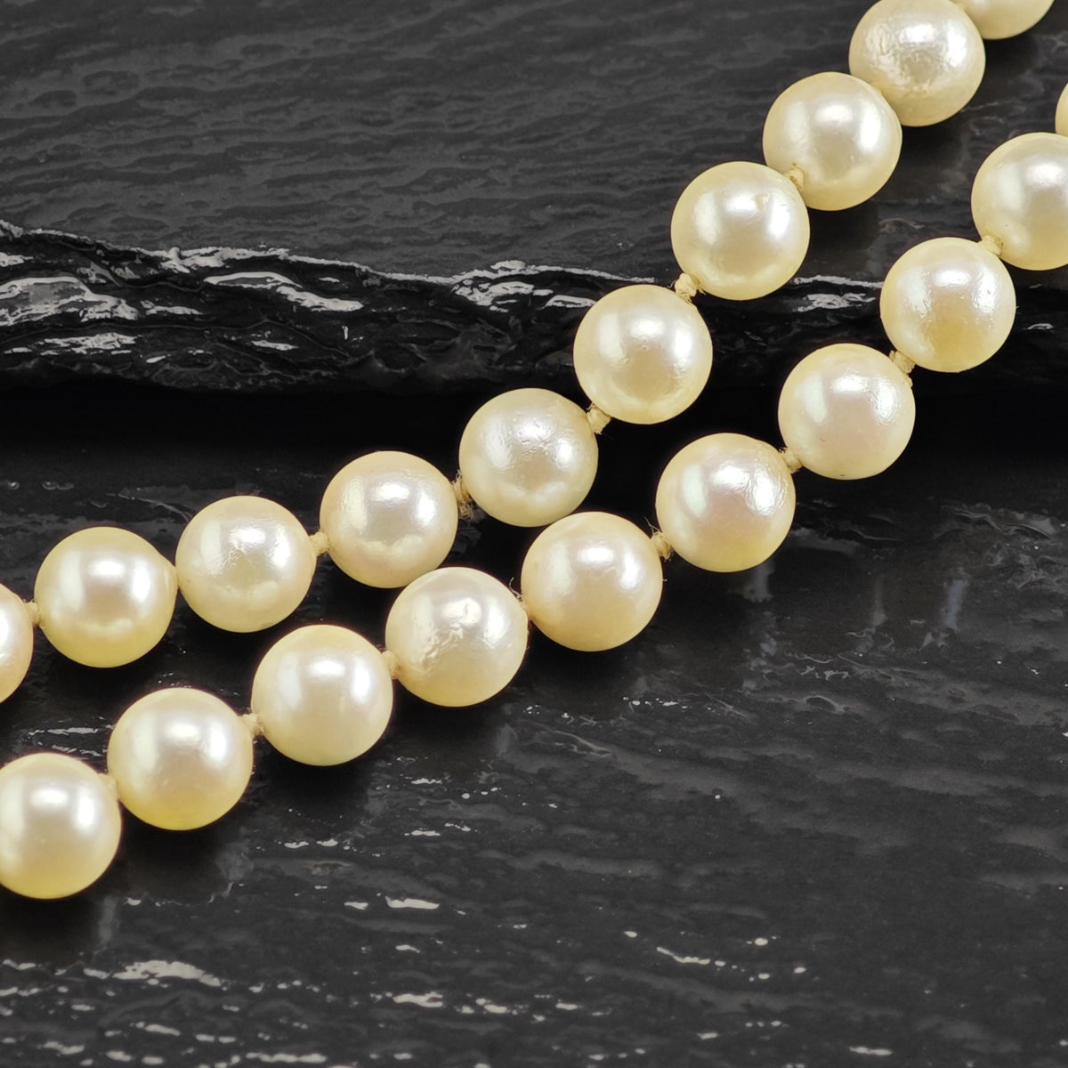 7mm White Pearl 14K Gold Clasp Beaded Necklace N2778