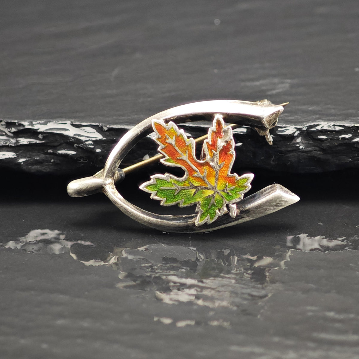 Enamel Maple Lead Wishbone Sterling Silver Brooch B2254
