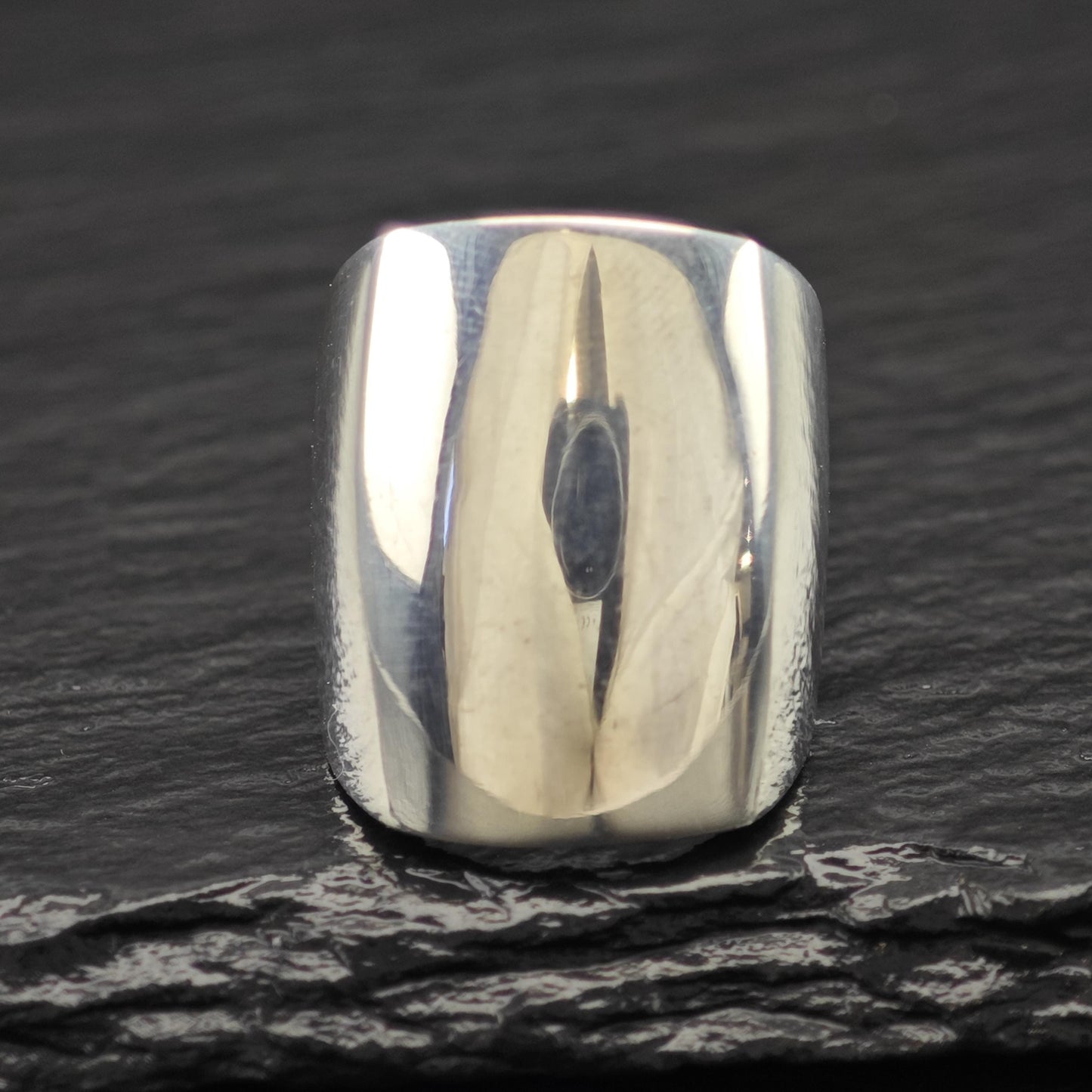 Sterling Silver Ring Modernist Large Size 6 Classic Style R6118