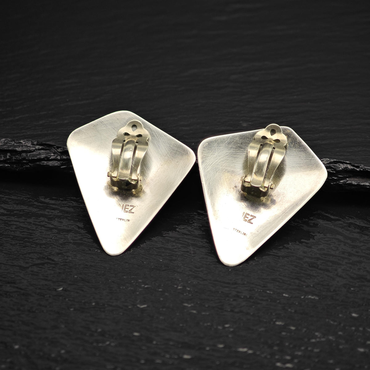 Vintage Native American Sterling Silver Clip On Earrings ER3202