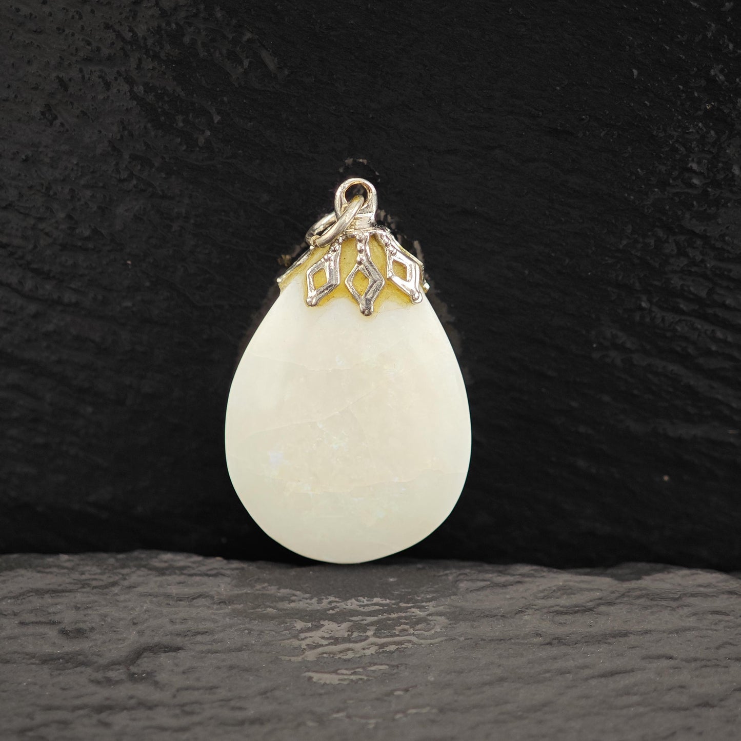Natural Opal Teardrop Pendant 10ct in Silver Plate - Vintage Charm