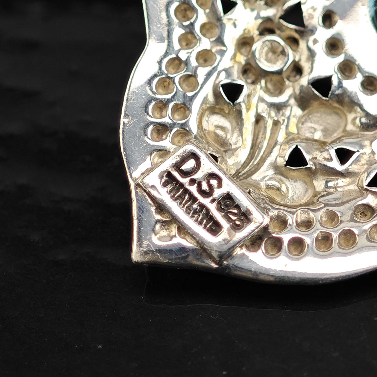 Topaz Floral Repousse Detailing Sterling Silver Pendant P3148