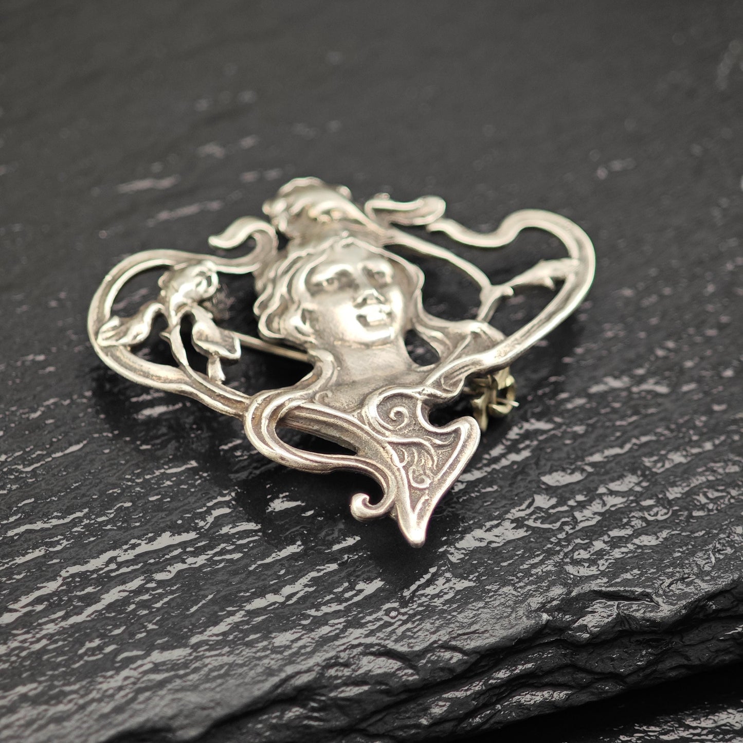 Vintage Art Nouveau Style Women Pendant/Brooch Sterling Silver