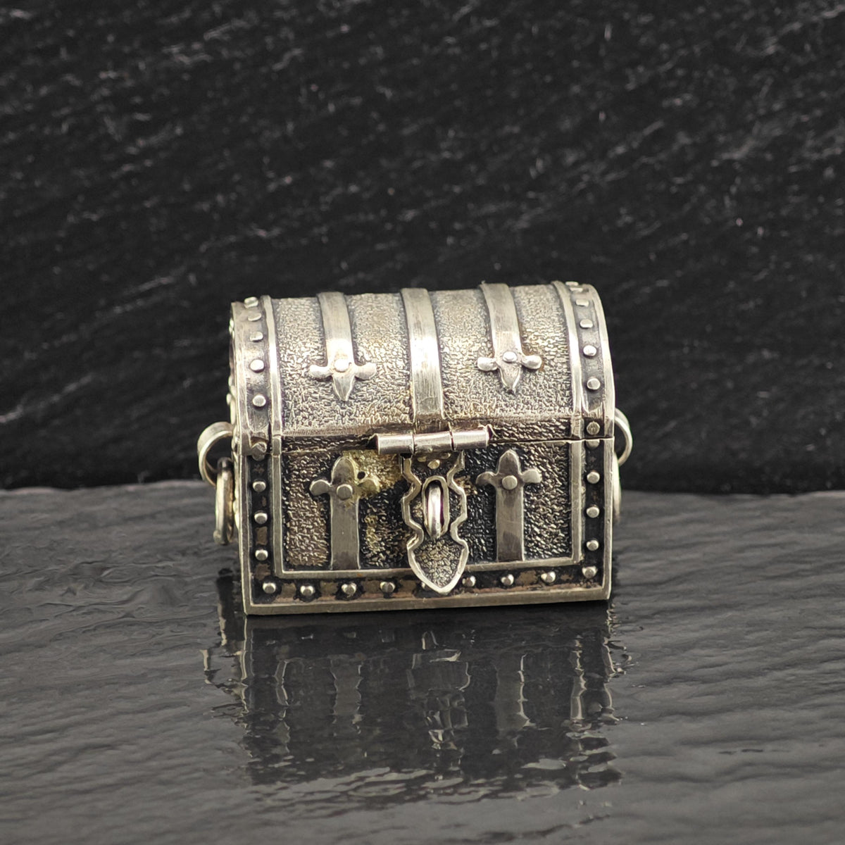 Vintage Sterling Silver Trinket Treasure Chest MISC0409