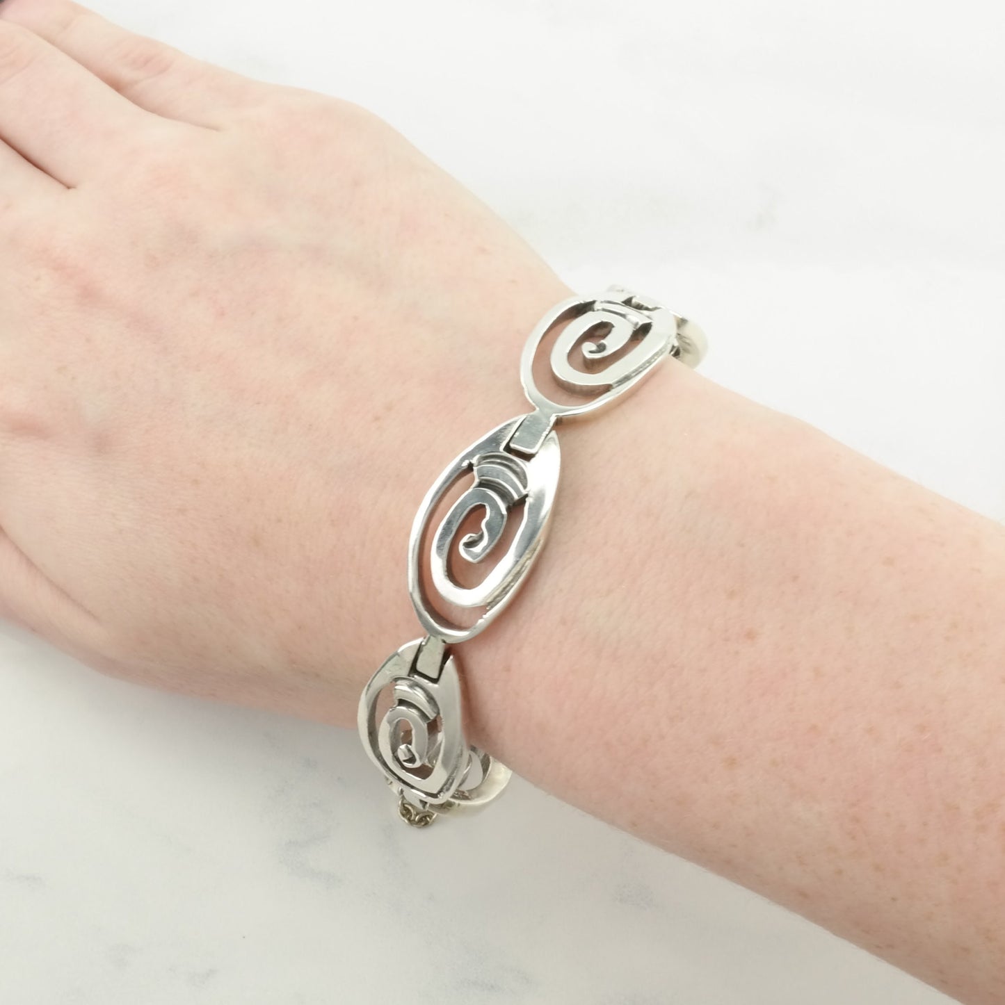 Taxco Sterling Silver Link Bracelet Swirling Links