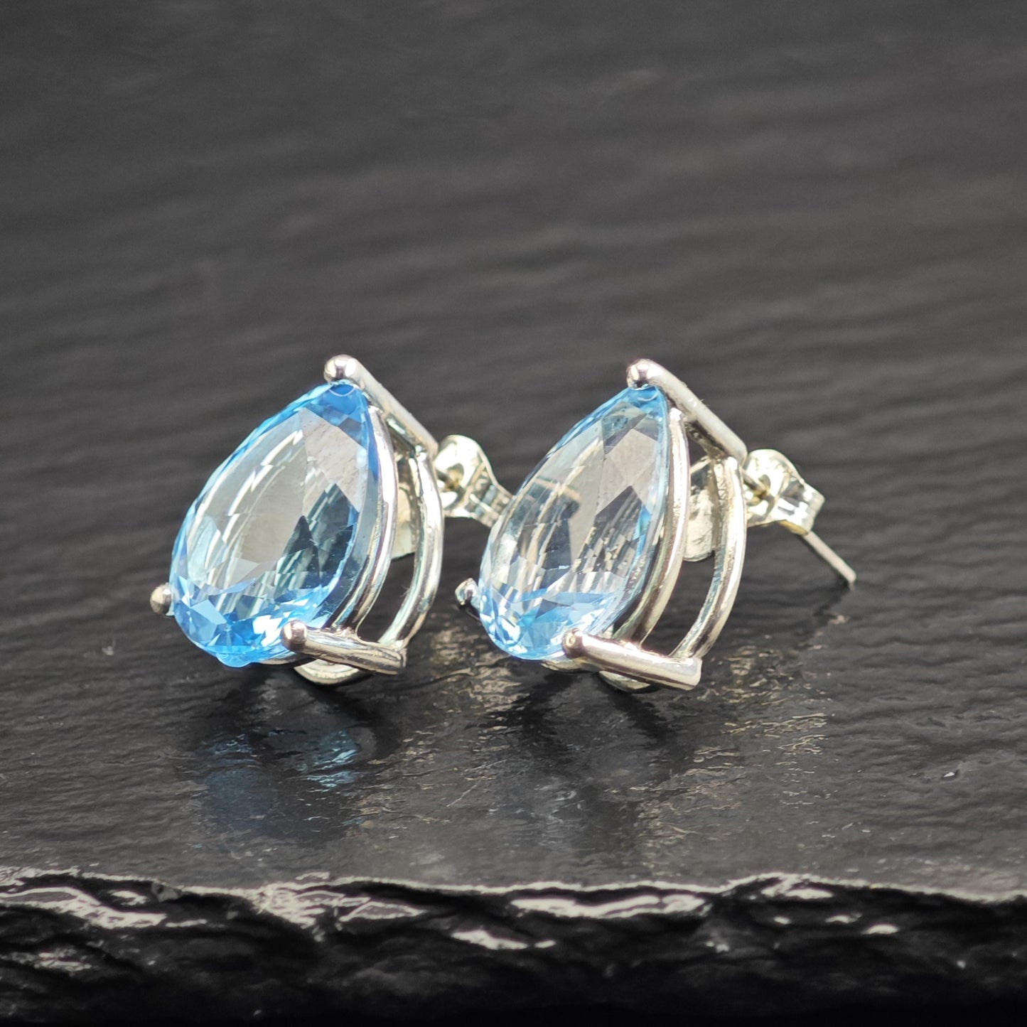 20cttw Topaz Teardrop Stud Sterling Silver Earrings ER3122