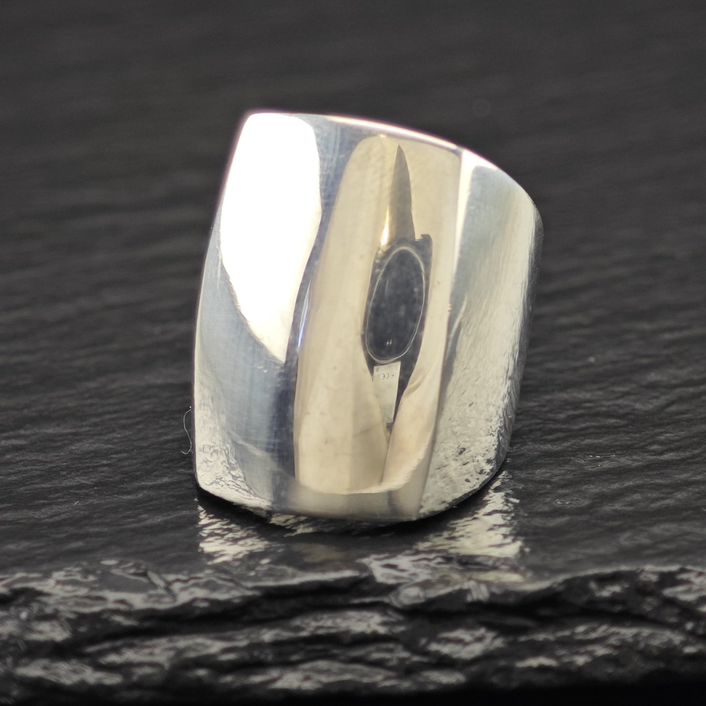 Sterling Silver Ring Modernist Large Size 6 Classic Style R6118