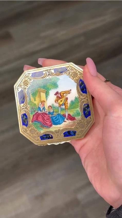Sterling Enamel Compact MISC0010