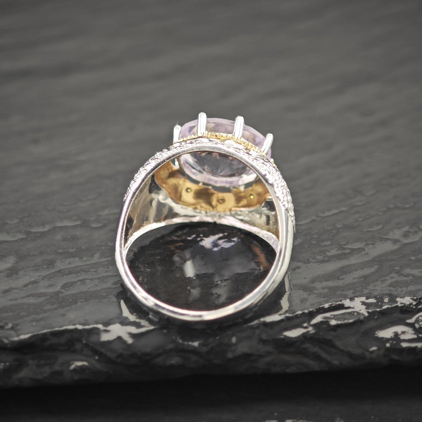 Amethyst 10K Gold Ring, Diamond Chips Two Tone Size 8 1/4