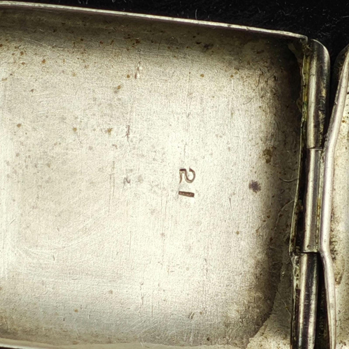 Antique Engraved "Linwood" Sterling Silver Locket MISC0419