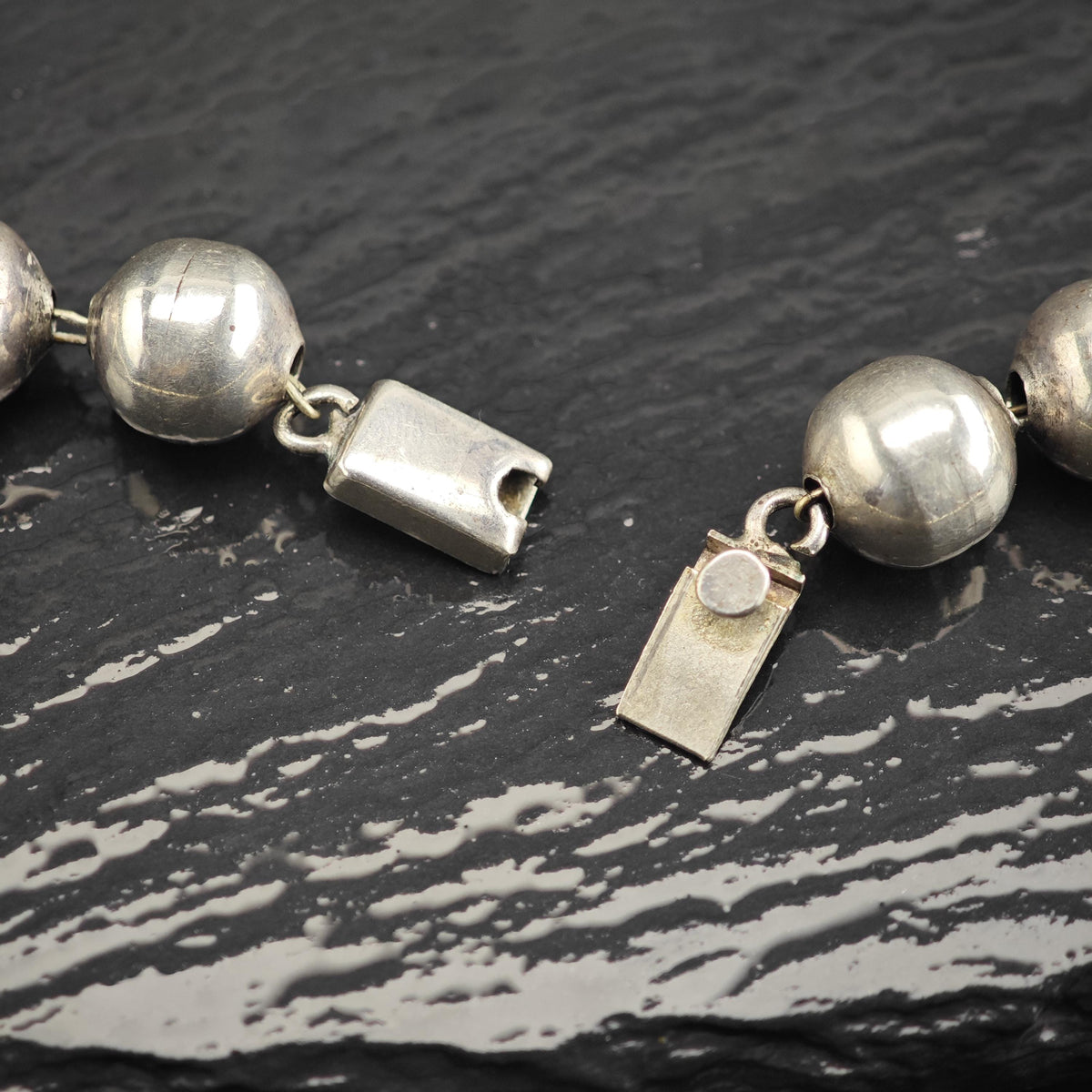 10mm Mexican Sterling Silver Beaded Necklace N2769