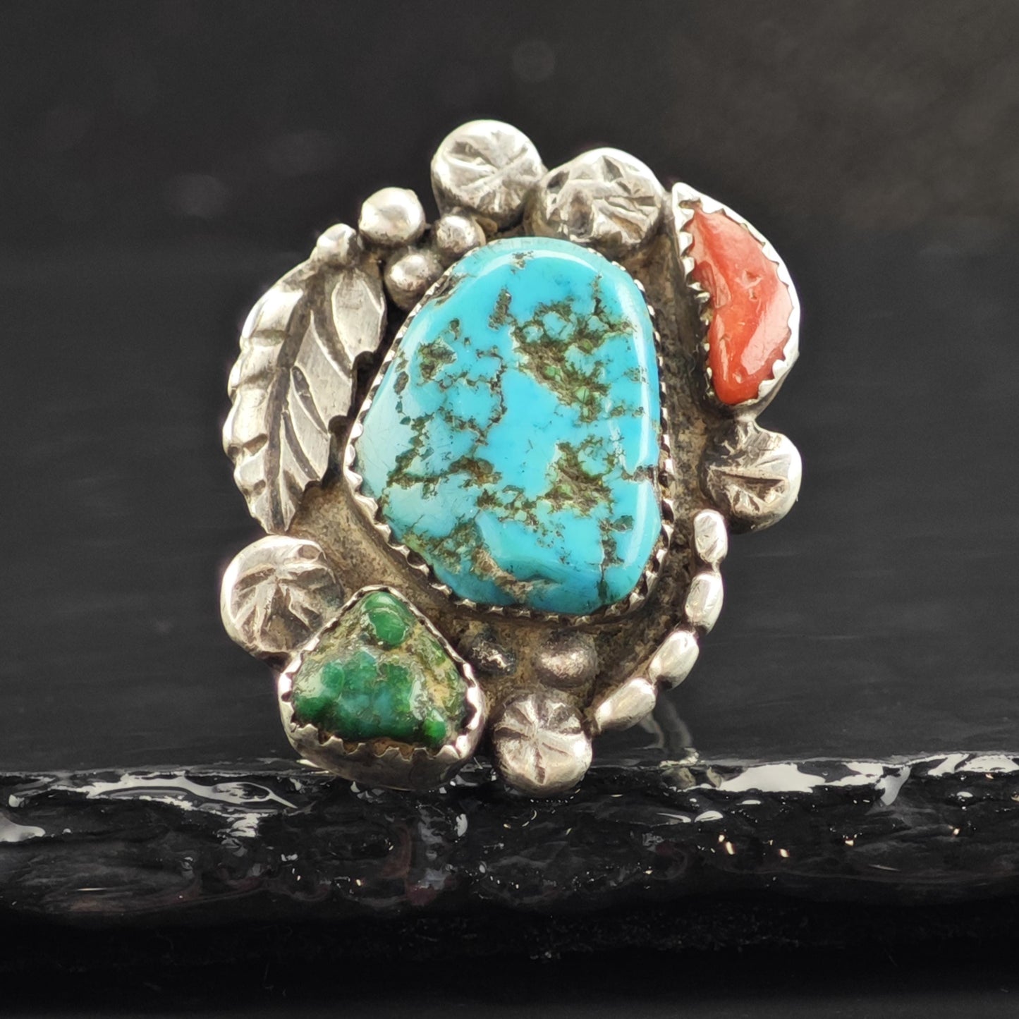 Native American Turquoise & Coral Stamped Detailing Sterling Silver Ring Sz 8.5 R6549