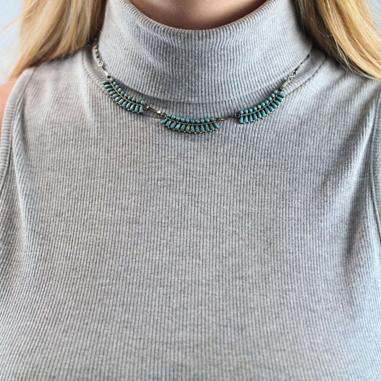 Zuni Sterling Silver Turquoise Cluster Necklace N2682