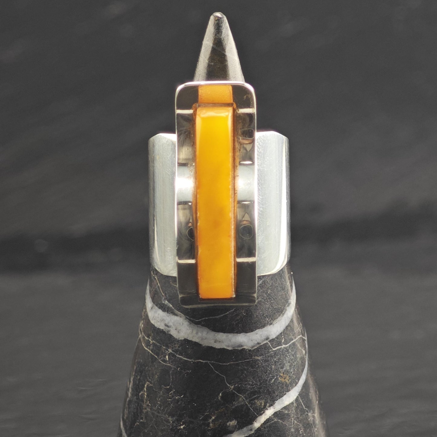 Modernist Butterscotch Amber Ring Sterling Silver Open Band Sz 8 R6683