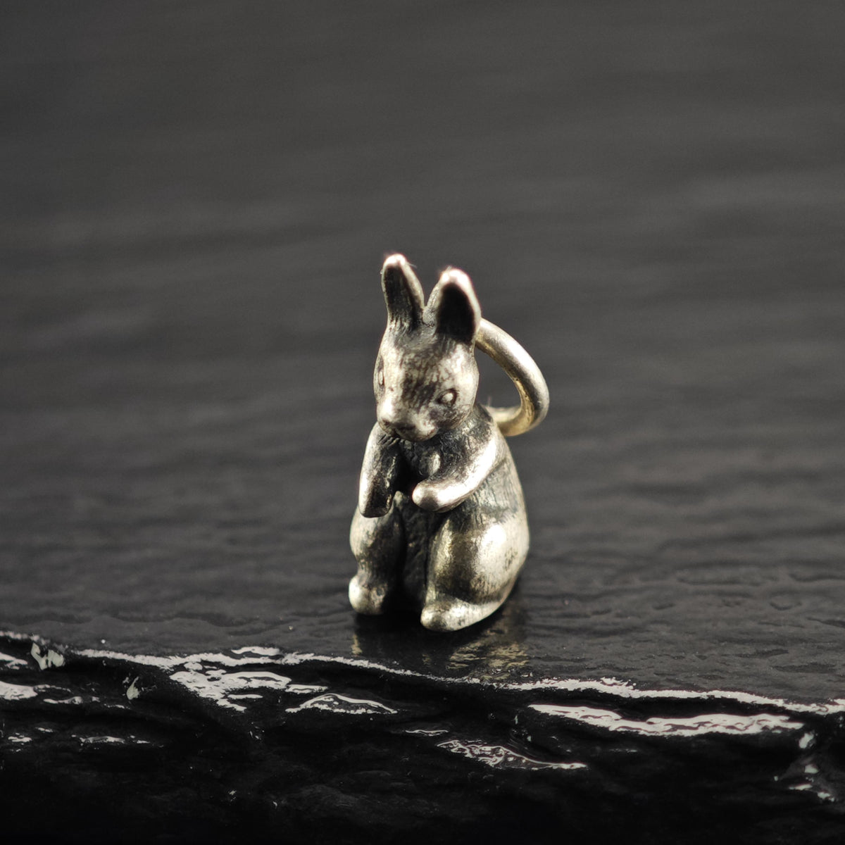 Vintage Retired James Avery Sterling Silver Rabbit Charm P3168